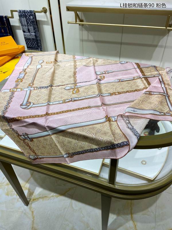 LV silk scarf 90X90cm E (17)