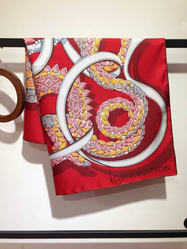 LV silk scarf 90X90cm E (19)