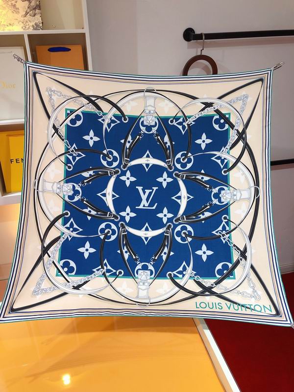 LV silk scarf 90X90cm E (2)