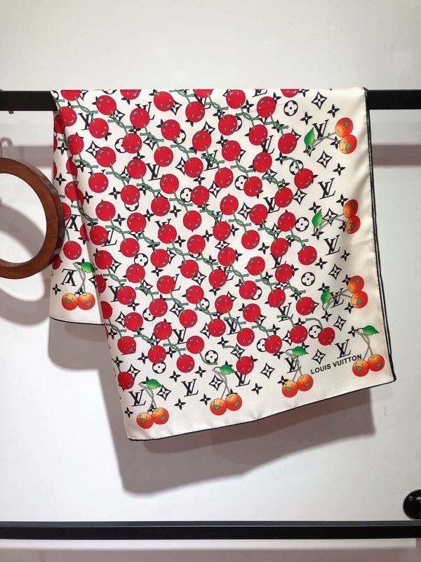 LV silk scarf 90X90cm E (23)