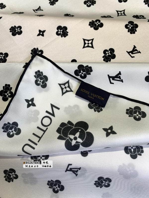 LV silk scarf 90X90cm E (23)