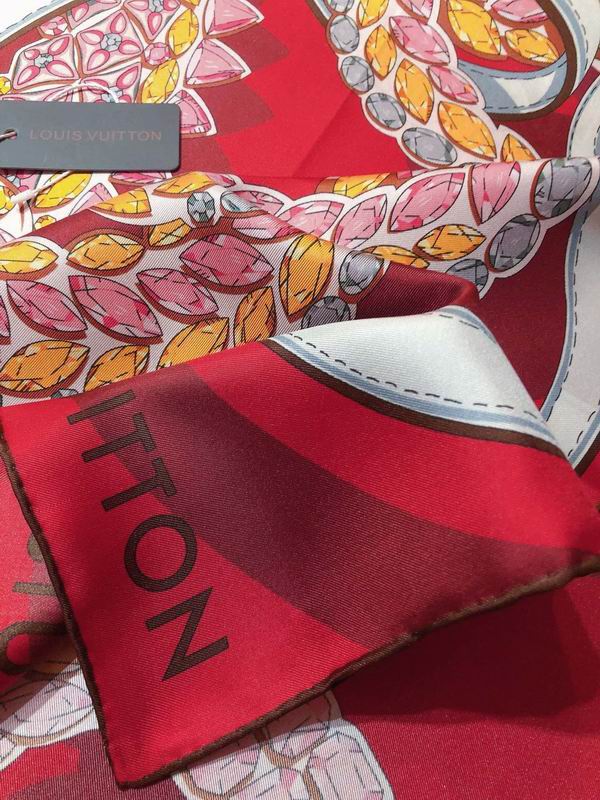 LV silk scarf 90X90cm E (23)