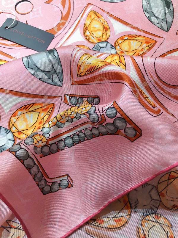 LV silk scarf 90X90cm E (24)
