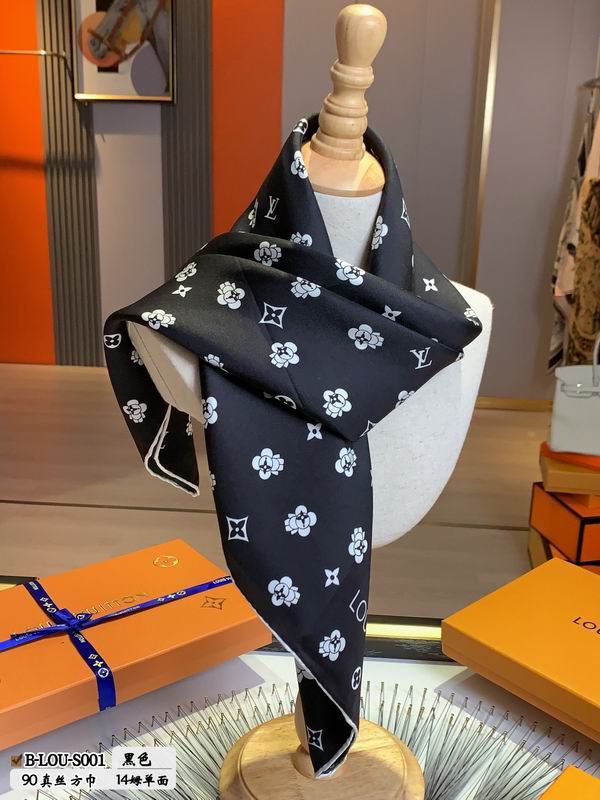 LV silk scarf 90X90cm E (25)