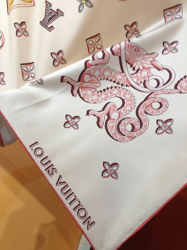 LV silk scarf 90X90cm E (27)