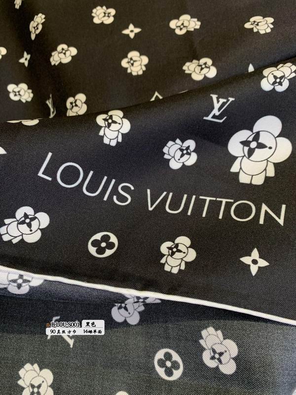 LV silk scarf 90X90cm E (29)