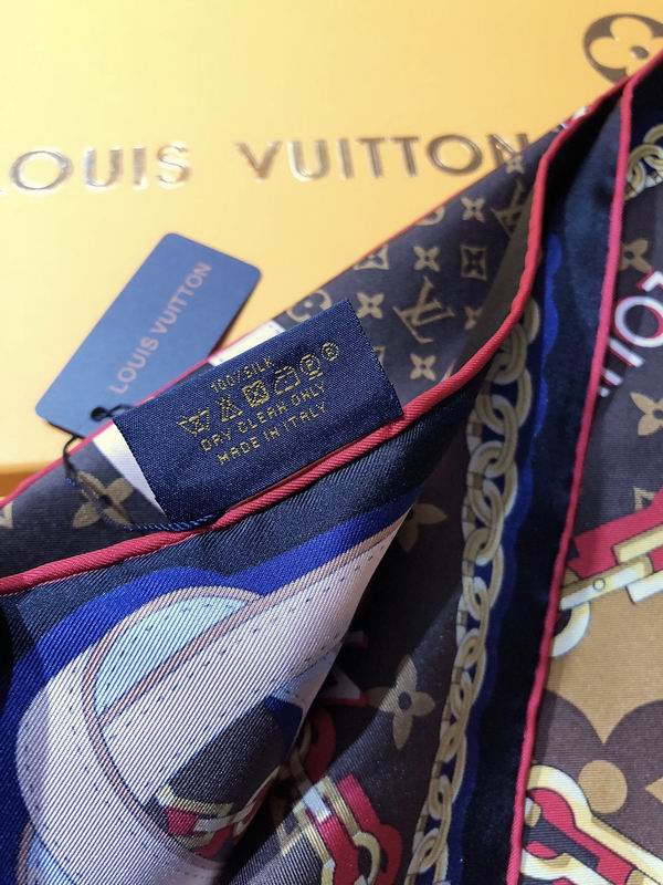 LV silk scarf 90X90cm E (3)