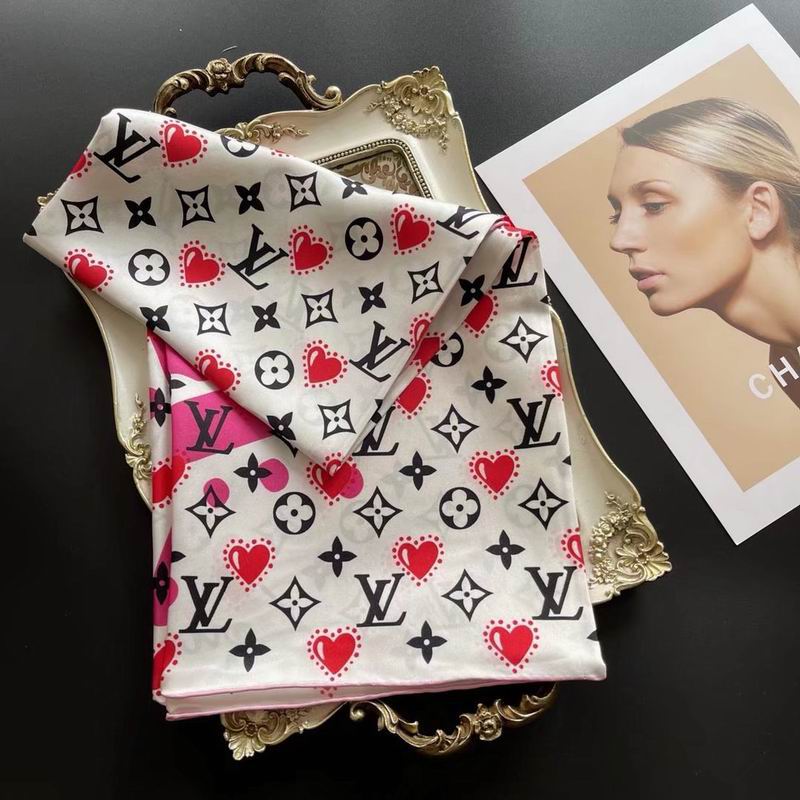 LV silk scarf 90X90cm E (3)