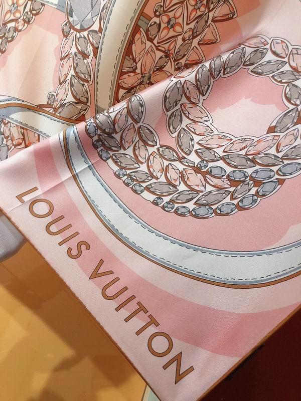 LV silk scarf 90X90cm E (37)