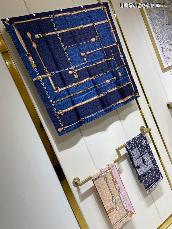 LV silk scarf 90X90cm E (4)