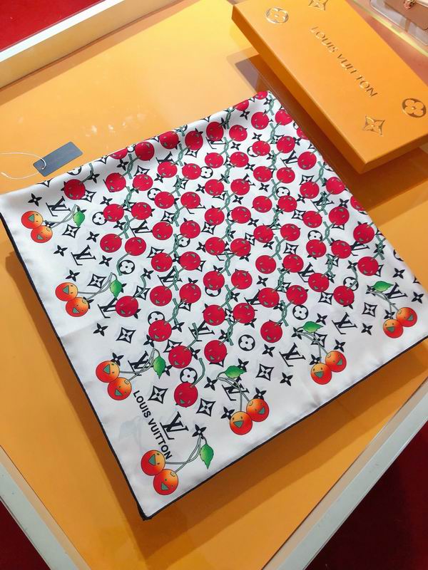 LV silk scarf 90X90cm E (5)