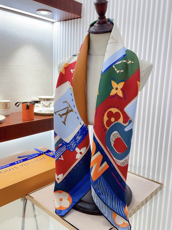 LV silk scarf 90X90cm E (5)
