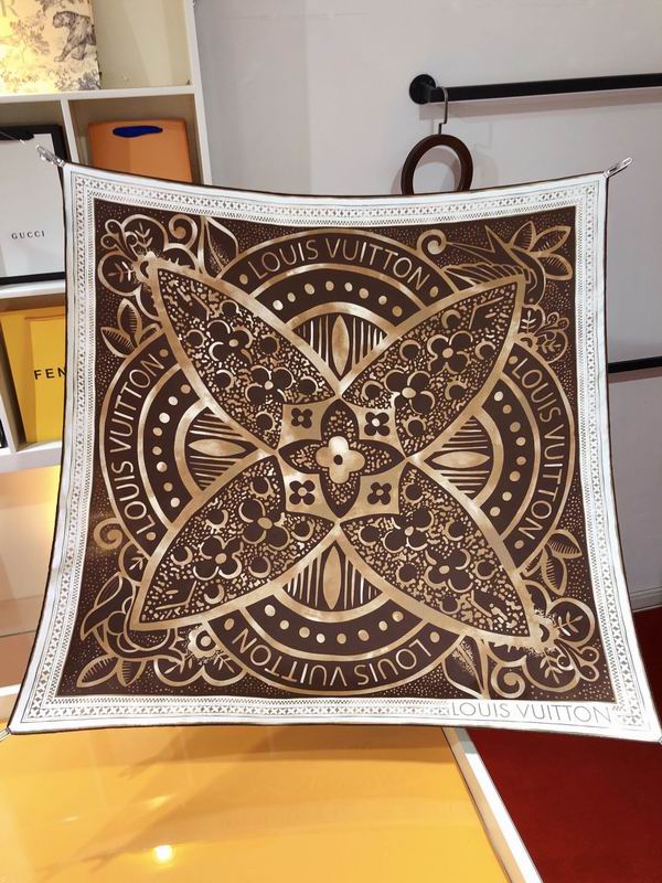 LV silk scarf 90X90cm E (5)