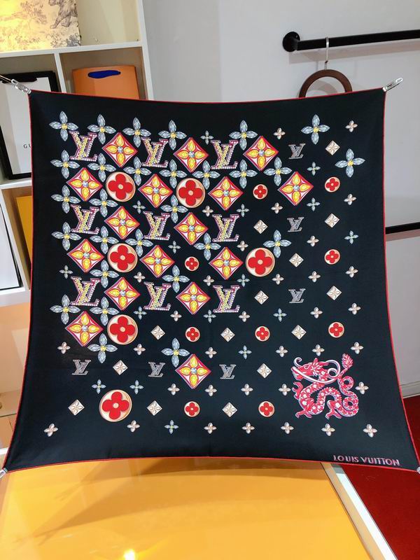 LV silk scarf 90X90cm E (5)