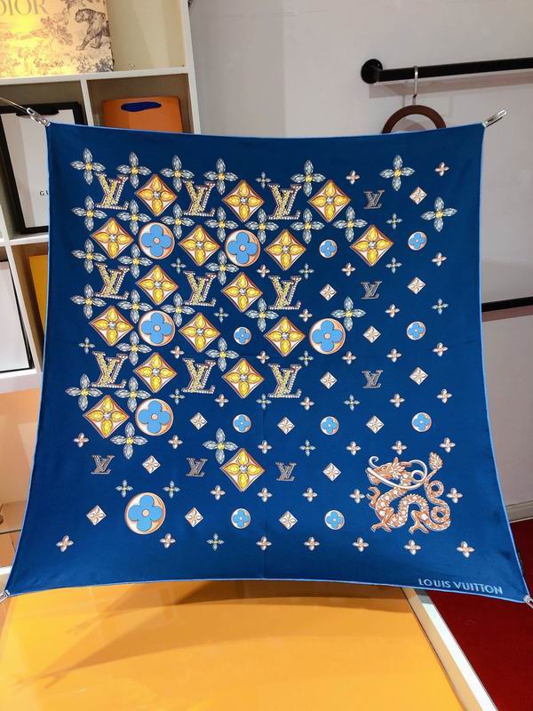 LV silk scarf 90X90cm E (9)