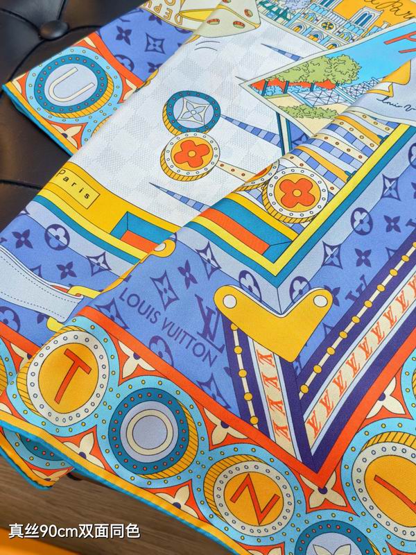 LV silk scarf 90X90cm E05 (17)