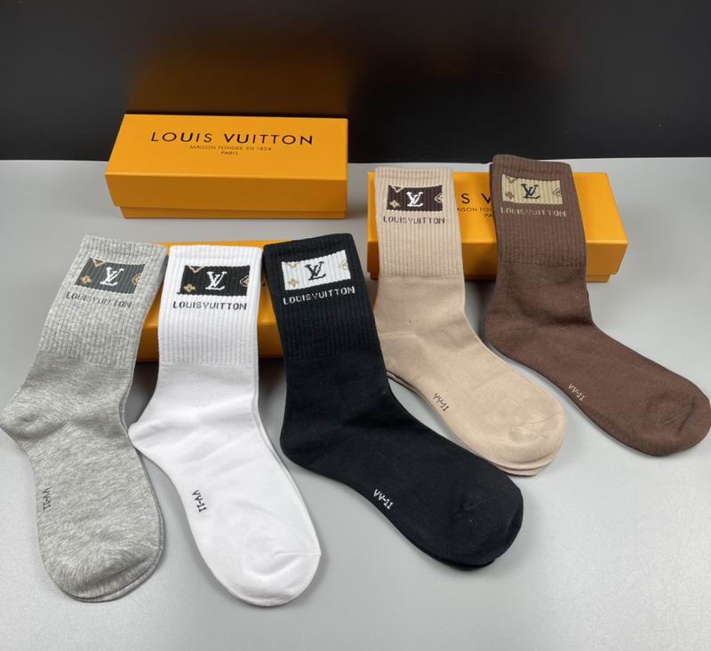 LV socks (3)
