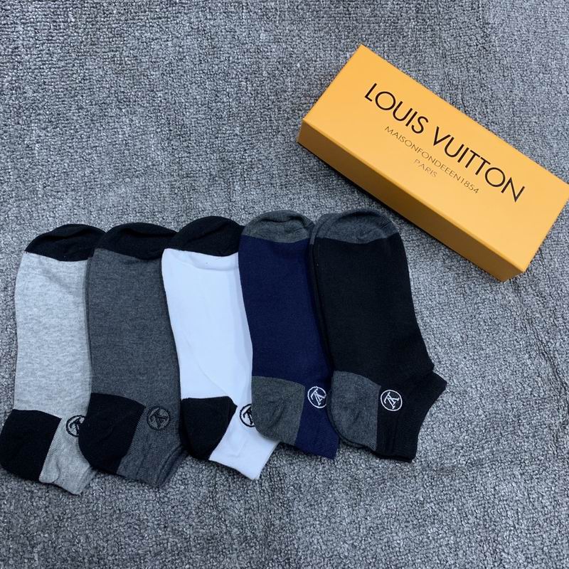 LV socks (3)