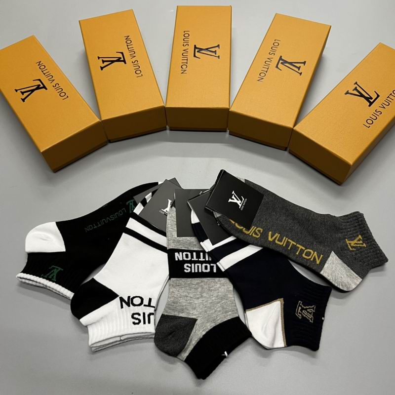 LV socks (3)