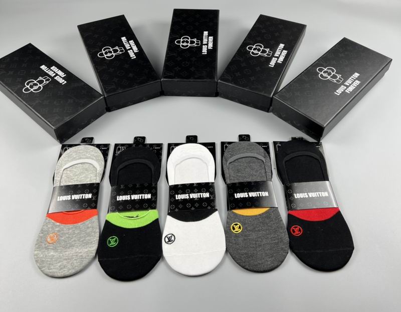 LV socks (4)