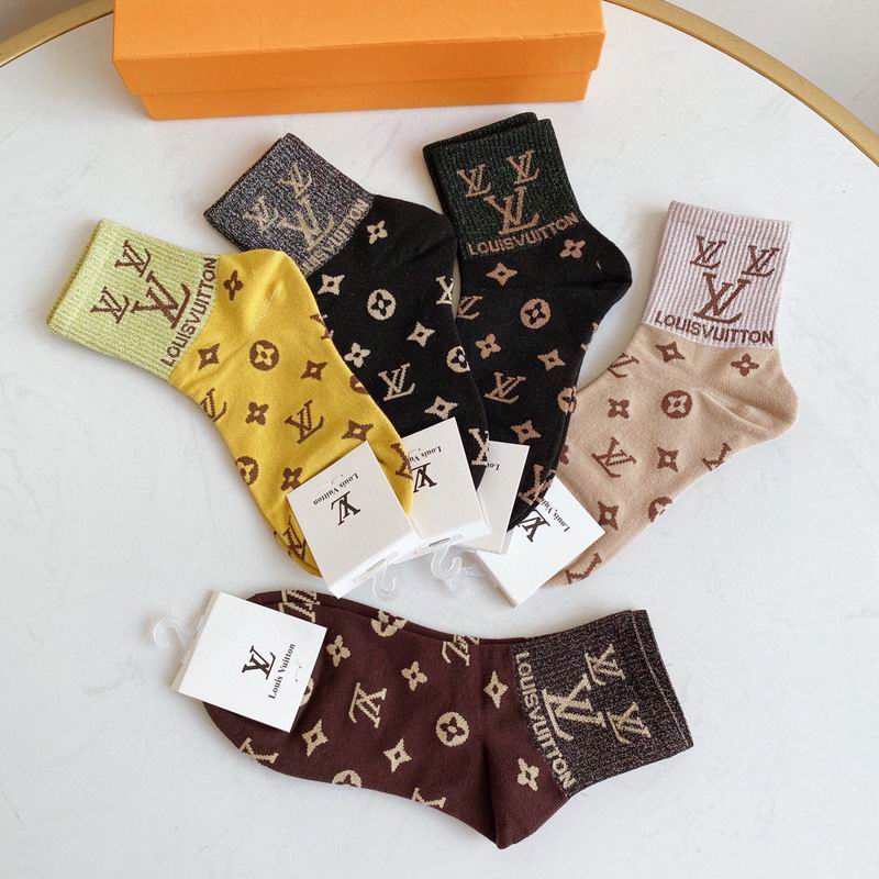 LV socks (4)