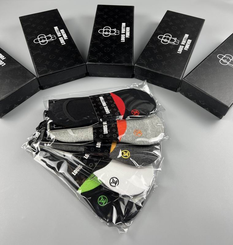 LV socks (5)