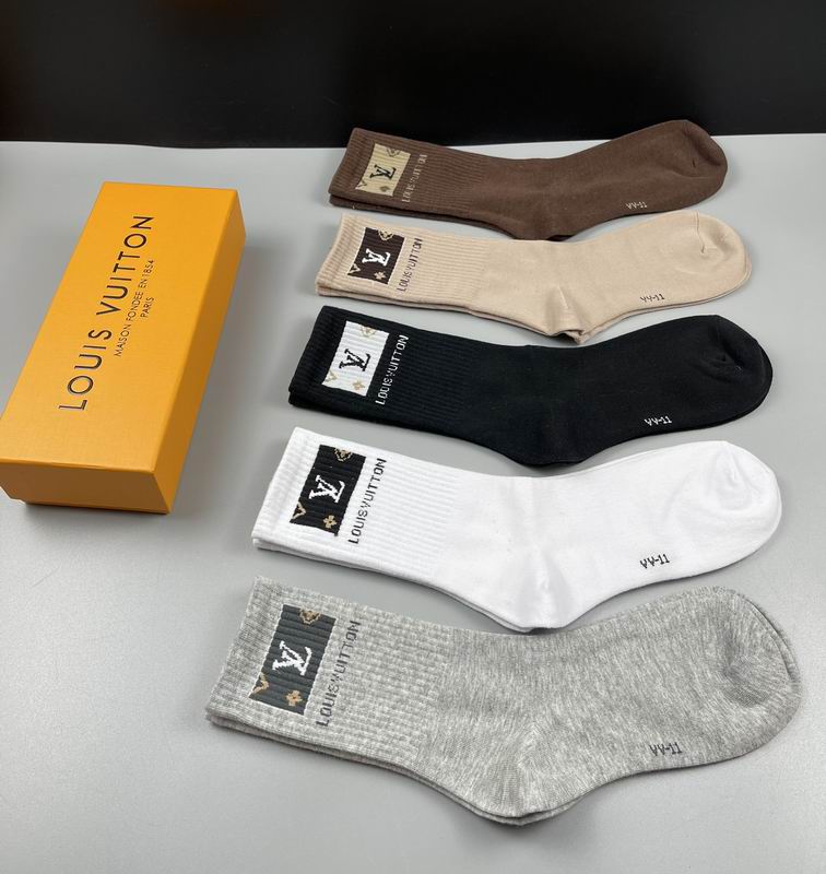LV socks (5)