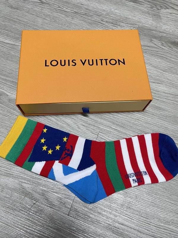 LV socks (6)