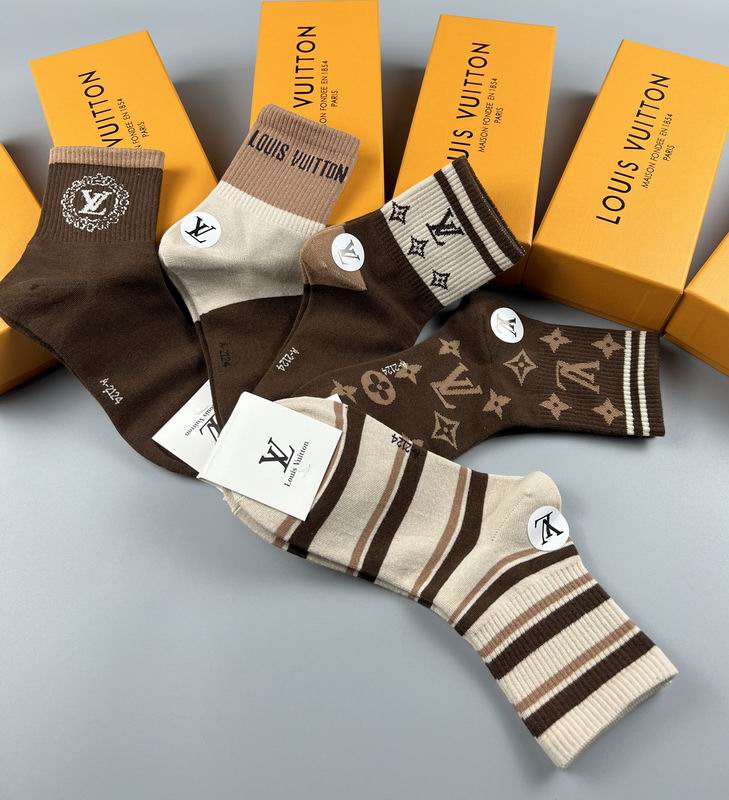 LV socks (7)