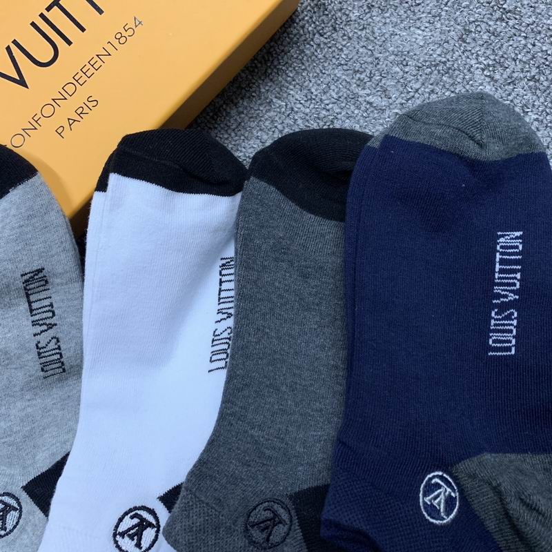 LV socks (7)