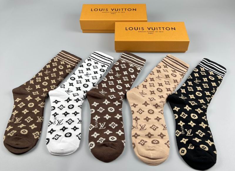 LV socks (8)_2328714