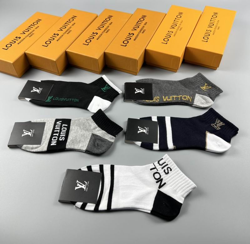 LV socks (9)