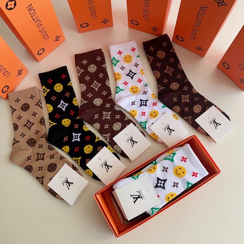 LV socks  (1)