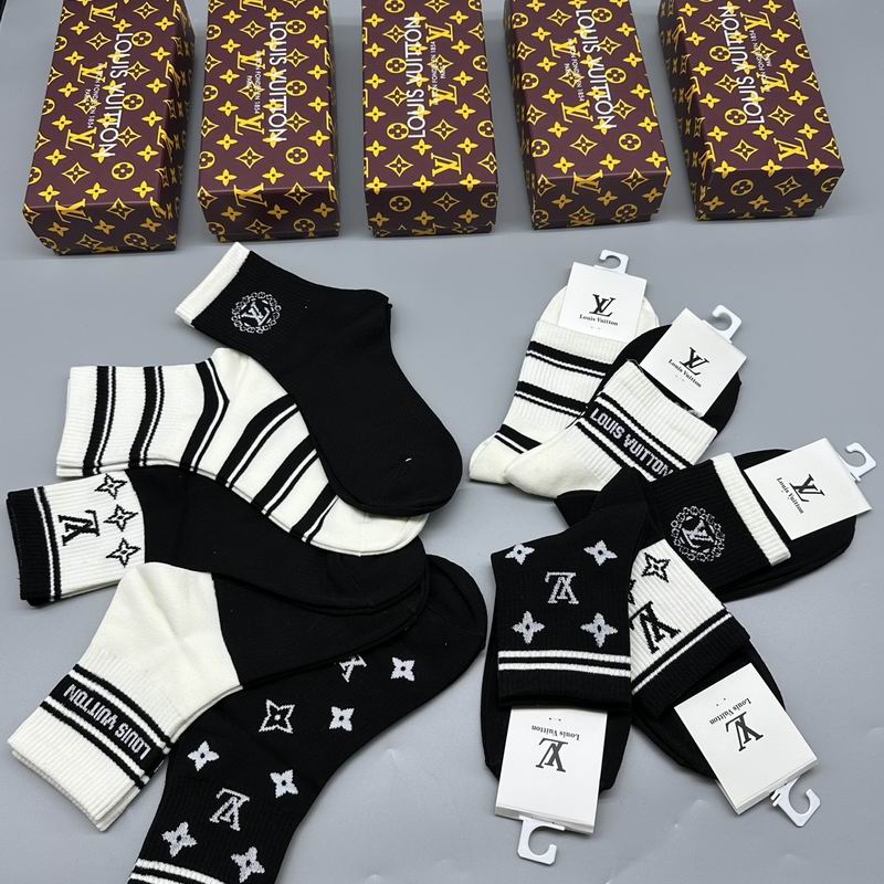 LV socks  (1)