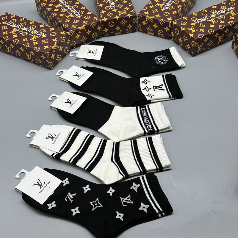 LV socks  (2)