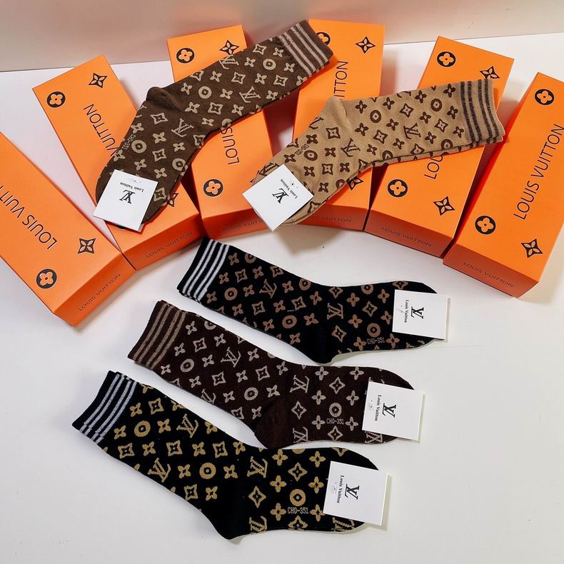 LV socks  (3)