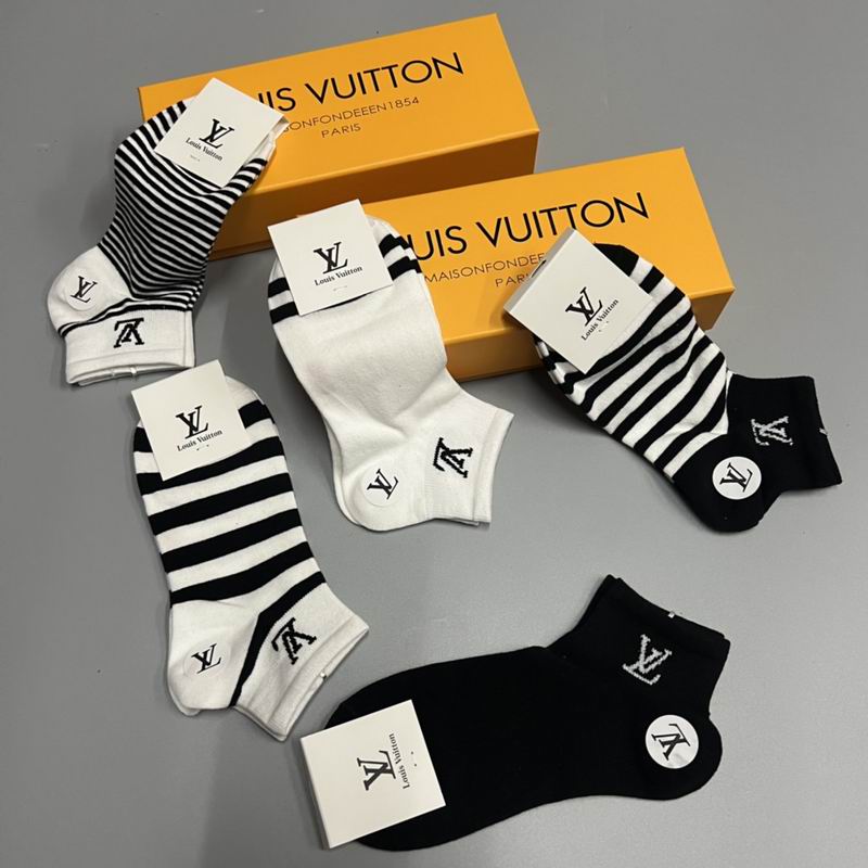 LV socks  (3)