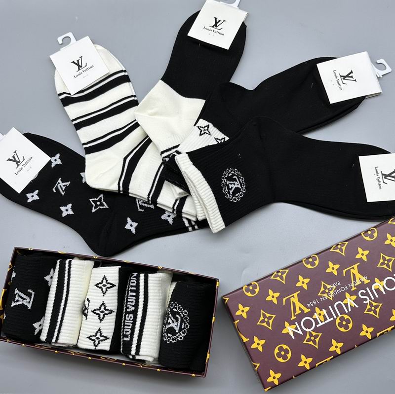 LV socks  (4)