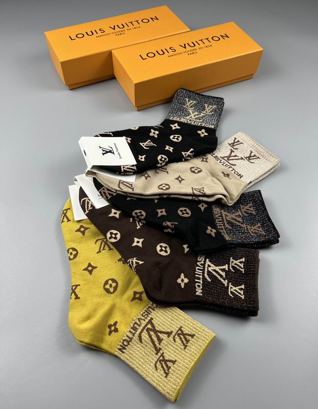 LV socks  (4)