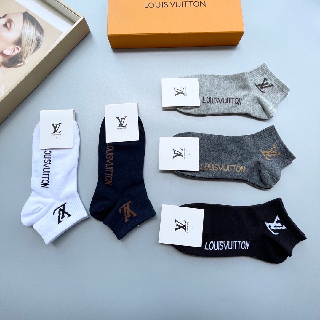 LV socks  (4)