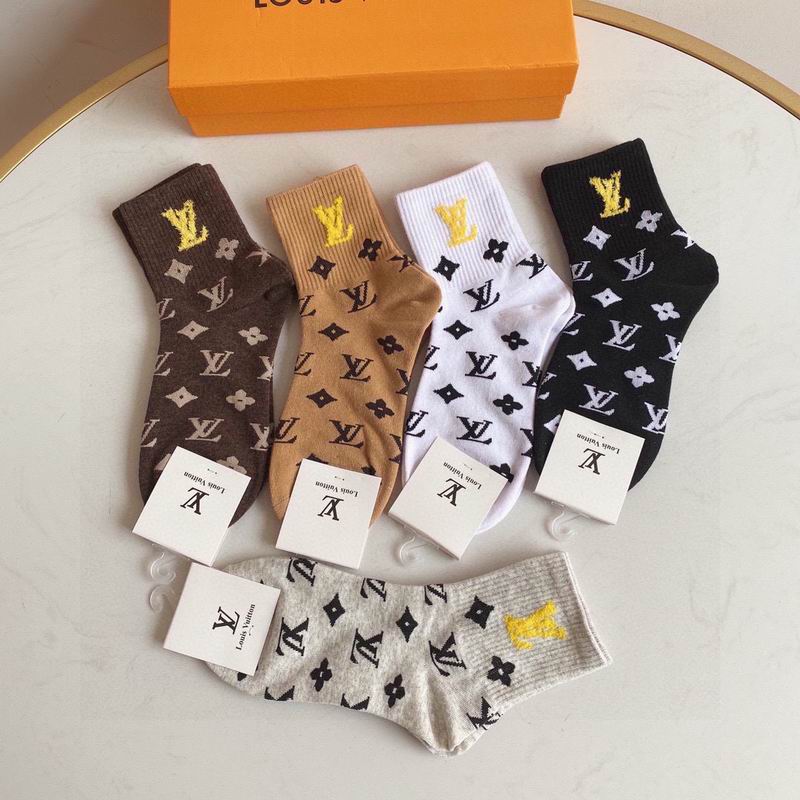 LV socks  (4)