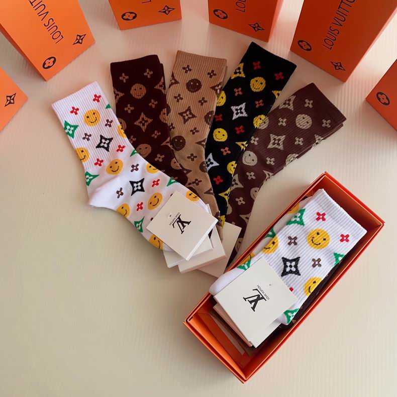 LV socks  (6)