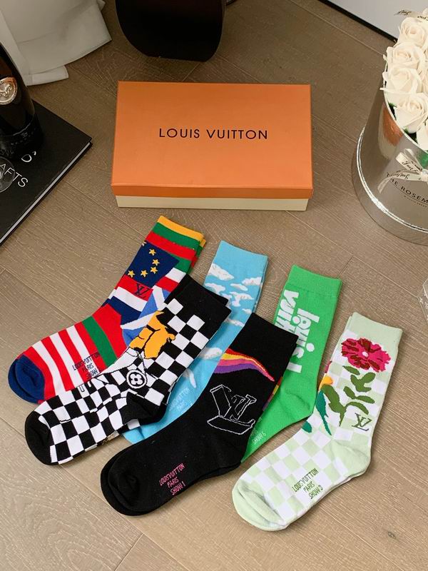 LV socks  (6)