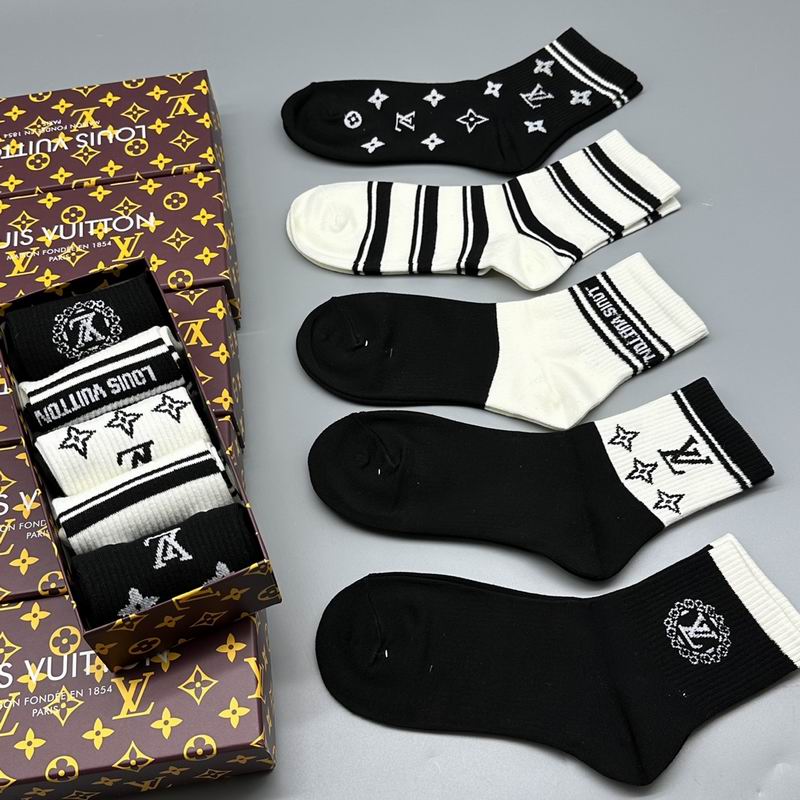LV socks  (6)