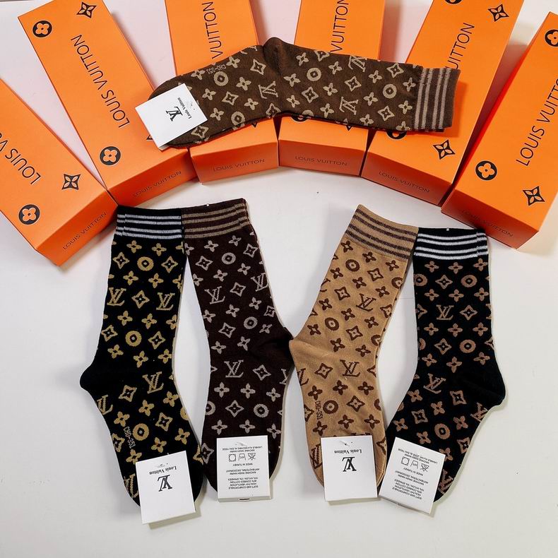 LV socks  (6)