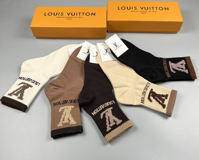 LV socks  (6)