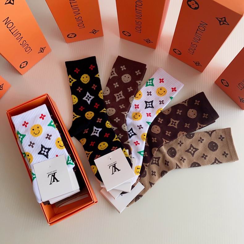 LV socks  (7)