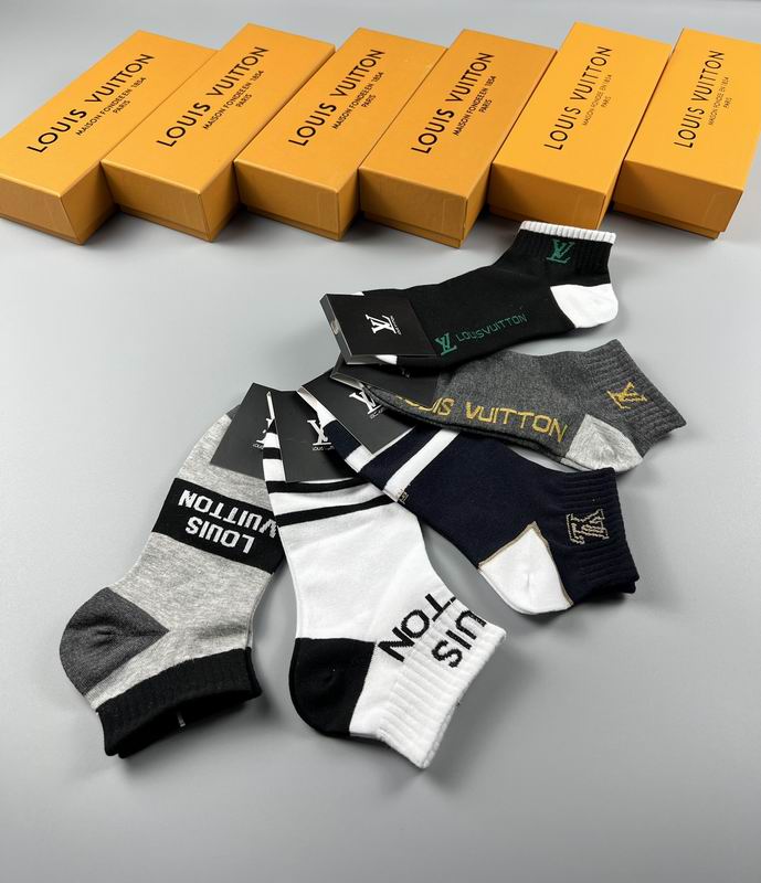 LV socks  (7)