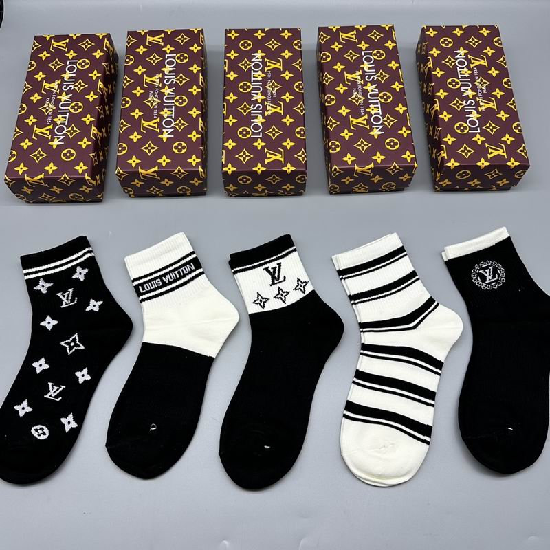 LV socks  (7)