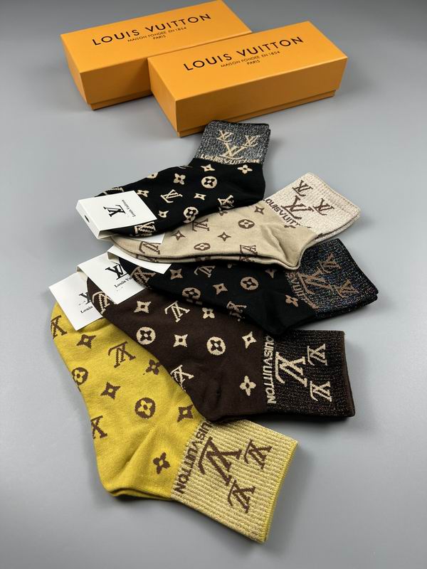 LV socks  (8)
